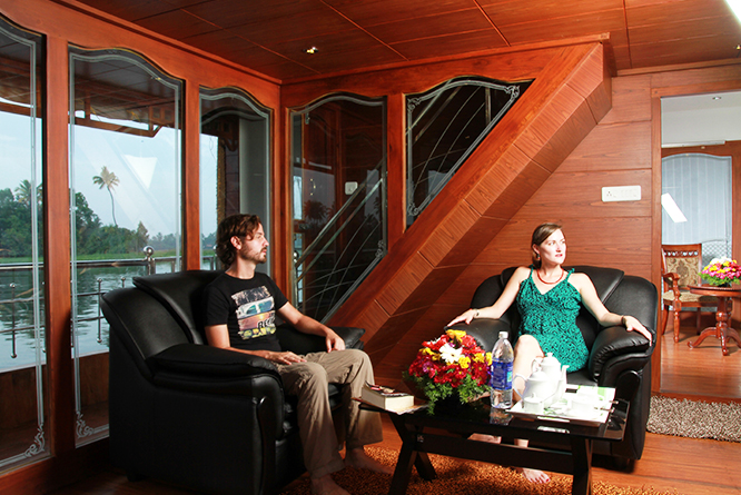 Honeymoon Houseboats