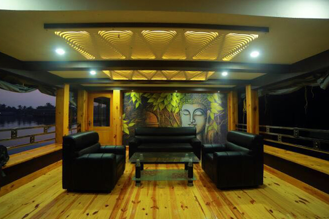 Luxury Houseboats