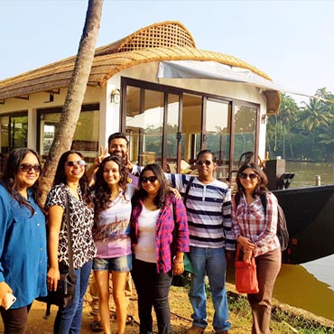 Houseboat Packages