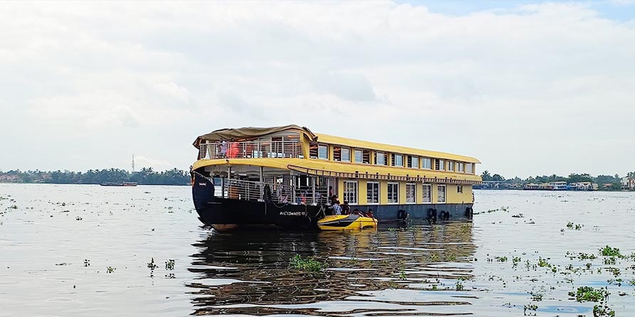 Houseboats