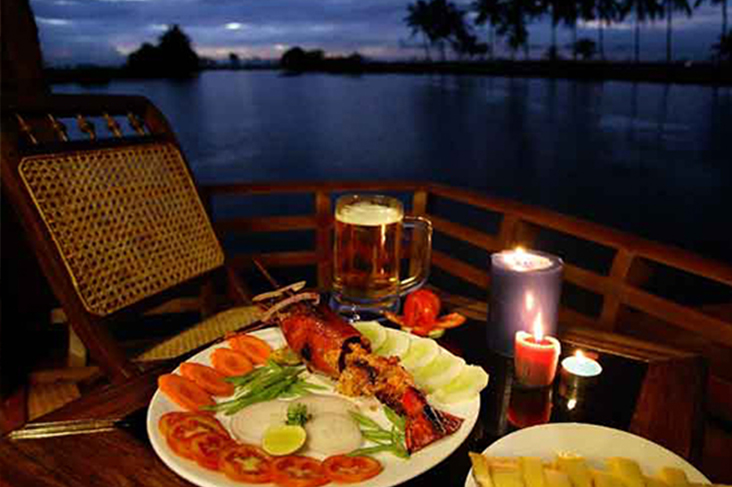 Nightstay Houseboats