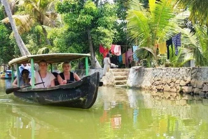 Canoe